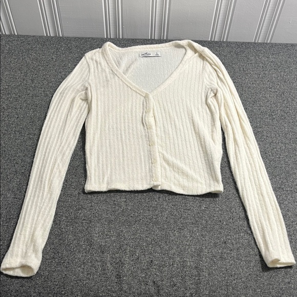 Hollister Tops - Hollister Cream Ribbed Knit Sweater